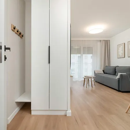Beautiful With Balcony By Renters * Poznań