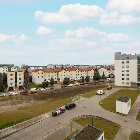 Beautiful With Balcony By Renters Appartement *