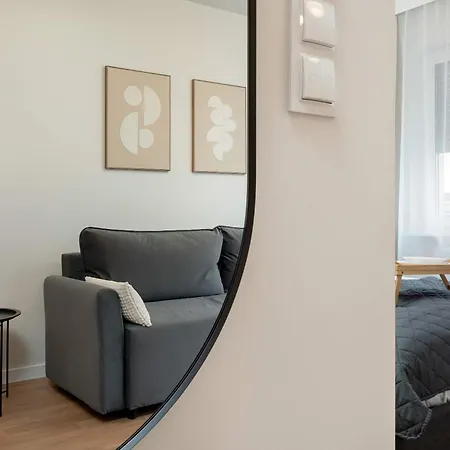 Beautiful With Balcony By Renters * Познань