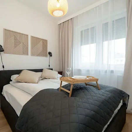 Appartement Beautiful With Balcony By Renters Poznań