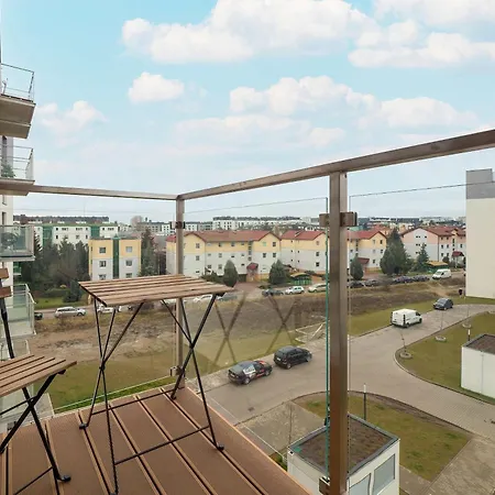 Apartment Beautiful With Balcony By Renters