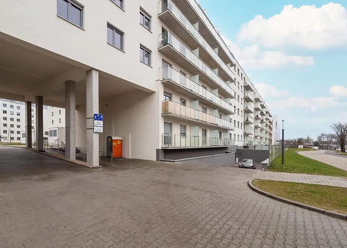 Apartment Beautiful With Balcony By Renters