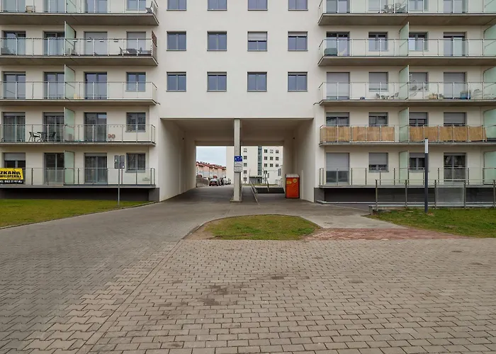 Beautiful With Balcony By Renters Apartment