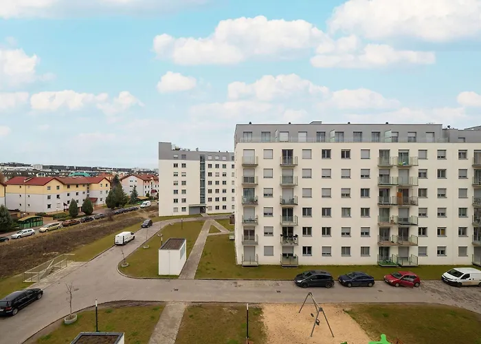 Beautiful With Balcony By Renters Apartment Poznan