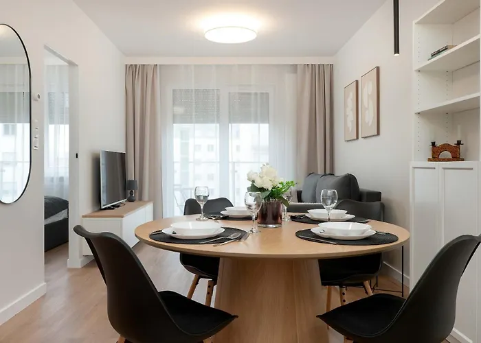 Apartment Beautiful With Balcony By Renters